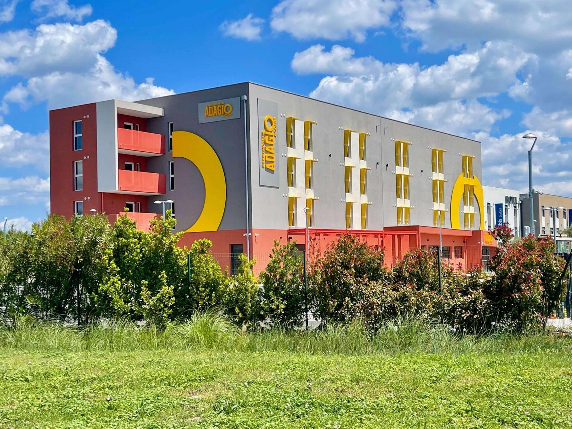 Aparthotel Adagio Access Porte De Camargue Saint-Martin-de-Crau Ngoại thất bức ảnh
